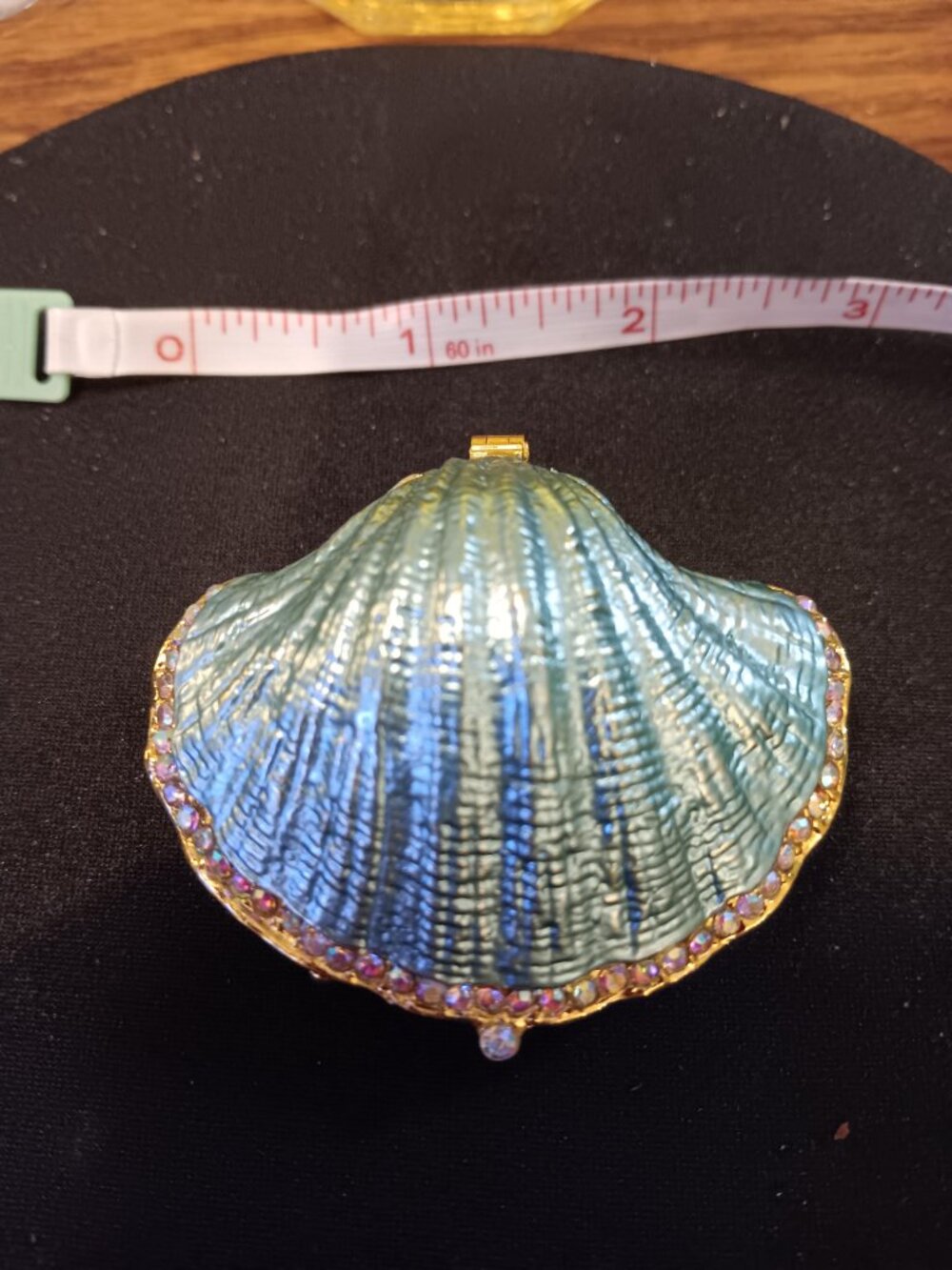 Seashell Clam Hinged Trinket Box Blue With Crystals BEAUTIFUL! NEW IN BOX!!